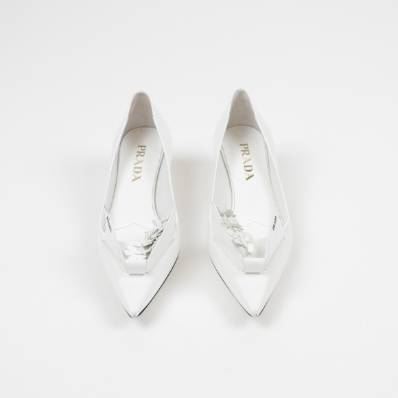 Prada White Geometric 3D Origami Kitten Heel Point Toe Mules - Picture 1 of 9